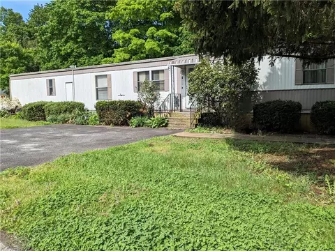 5 Fourth St, Philipstown, NY 10516
