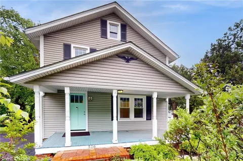 516 Washington Ave, Beacon, NY 12508