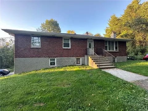 212 N Smith Rd, Union Vale, NY 12540