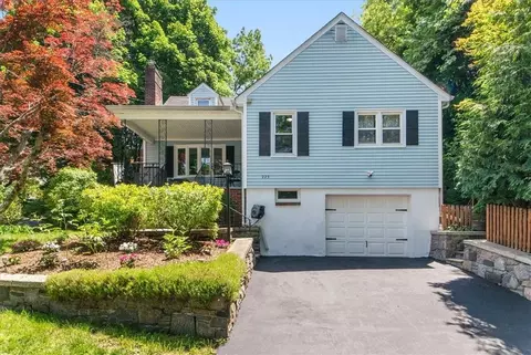 225 Gordon Ave, Mount Pleasant, NY 10591