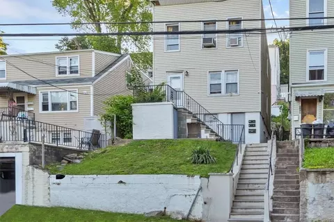 207 Woodland Ave, Yonkers, NY 10703