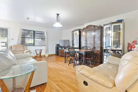 669 Eagle Ave, New York, NY 10455