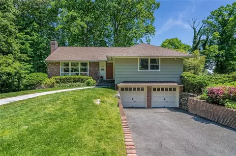304 Old Colony Rd, Greenburgh, NY 10530