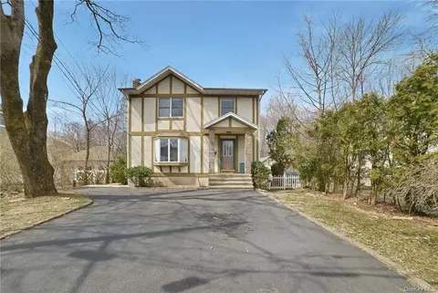 5 Brook St, Ramapo, NY 10901