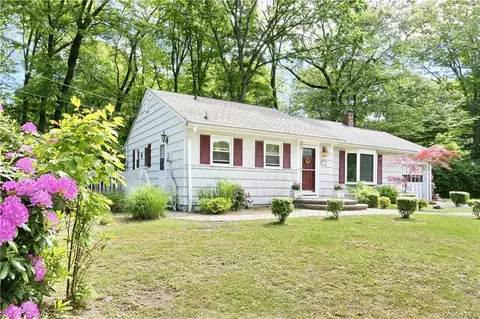 73 Summit Rd, Ramapo, NY 10977