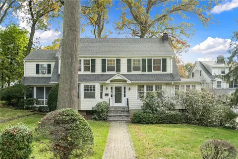 33 Rockland Ave, Larchmont, NY 10538