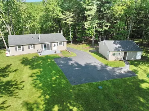 170 Whitlock Rd, Mount Hope, NY 10963