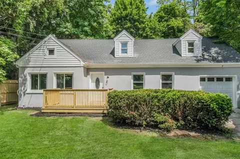 3 Haviland Rd, Hyde Park, NY 12538