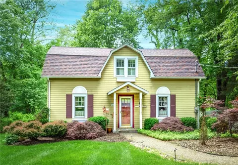 75 Broadway, East Fishkill, NY 12533