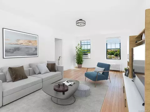 100 Parkway Rd #6F, Bronxville, NY 10708