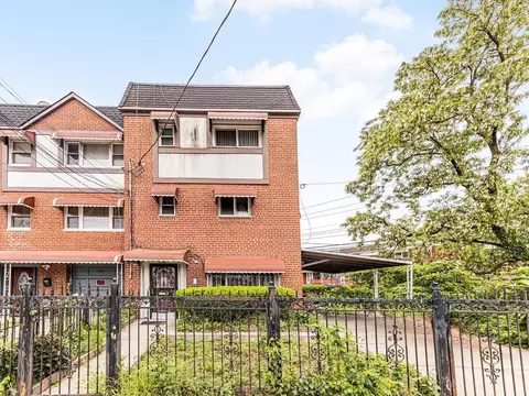 1186 E 233rd St, New York, NY 10466