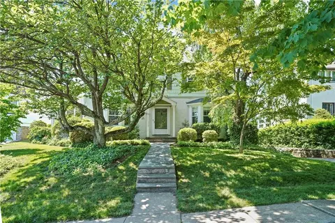 55 Iroquois Rd, Yonkers, NY 10710
