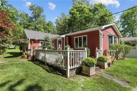 284 Lake Shore Dr, Patterson, NY 12563