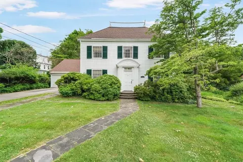 7 Prospect St, Cornwall On Hudson, NY 12520