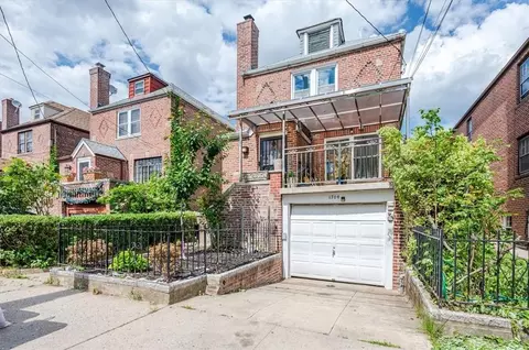 1704 Radcliff Ave, New York, NY 10462