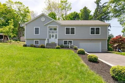 1531 E Blvd, Peekskill, NY 10566