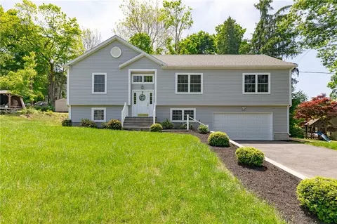 1531 E Blvd, Peekskill, NY 10566