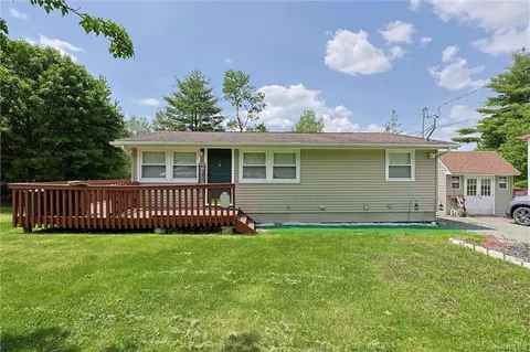 9 Shirley Rd, Mountain Dale, NY 12763