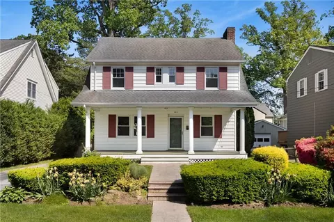 240 Nelson Rd, Scarsdale, NY 10583