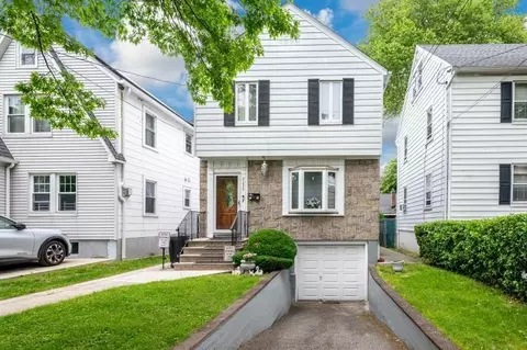 2226 Mickle Ave, New York, NY 10469