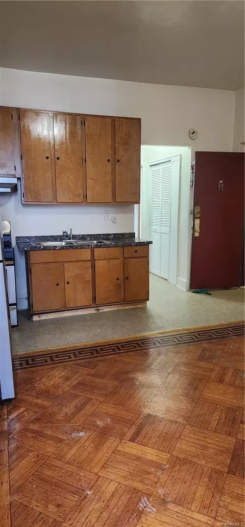 Kitchen - 767 Eastern Pkwy E #1B, Brooklyn, NY 11213 photo 2 of 2