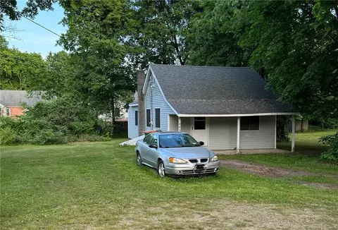 846 Dutchess Tpke, Arlington, NY 12603