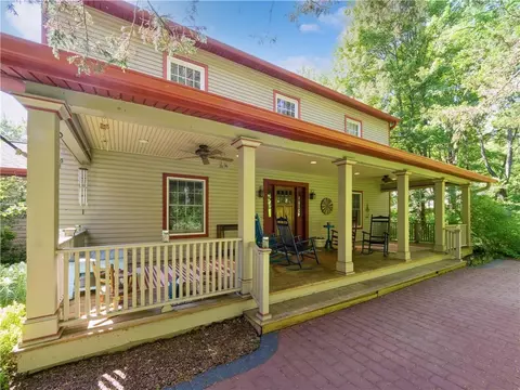 54 Connelly Dr, Staatsburg, NY 12580