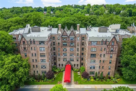 143 Garth Rd #6M, Scarsdale, NY 10583