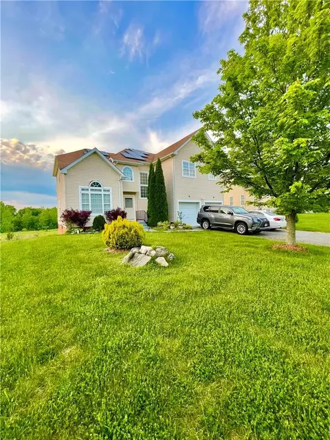 20 Wesley Ct, Newburgh, NY 12550