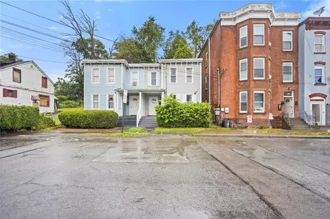 324 1st St, Newburgh, NY 12550