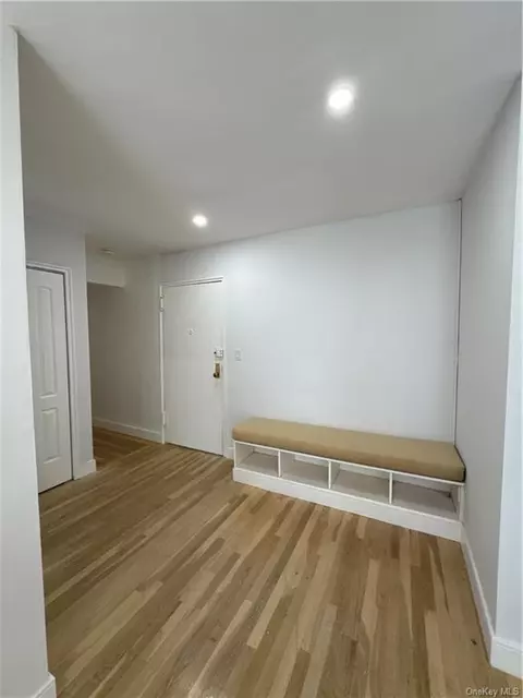 682 Tuckahoe Rd #2C, Yonkers, NY 10710