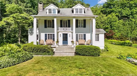 236 Foggintown Rd, Southeast, NY 10509