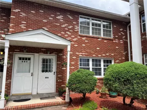276 Temple Hill Rd #805, New Windsor, NY 12553