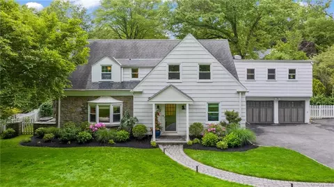 102 Penn Rd, Scarsdale, NY 10583