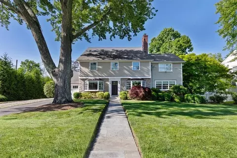 1 Morehead Dr, Rye, NY 10580