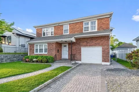 260 Hayward St, Yonkers, NY 10704