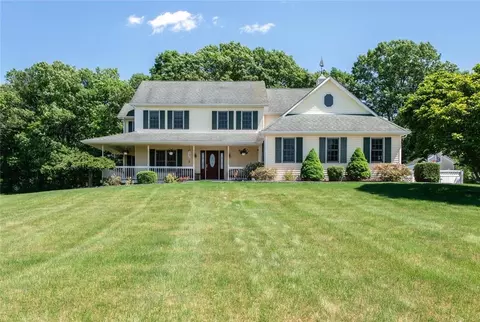 108 Wennington Dr, La Grange, NY 12603