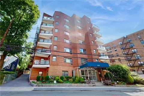 111 E Hartsdale Ave #7D, Greenburgh, NY 10530