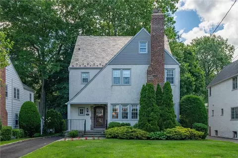 44 Jefferson Rd, Scarsdale, NY 10583