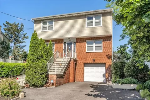 679 White Plains Rd, Eastchester, NY 10709