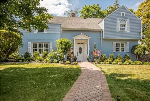 54 Taymil Rd, New Rochelle, NY 10804