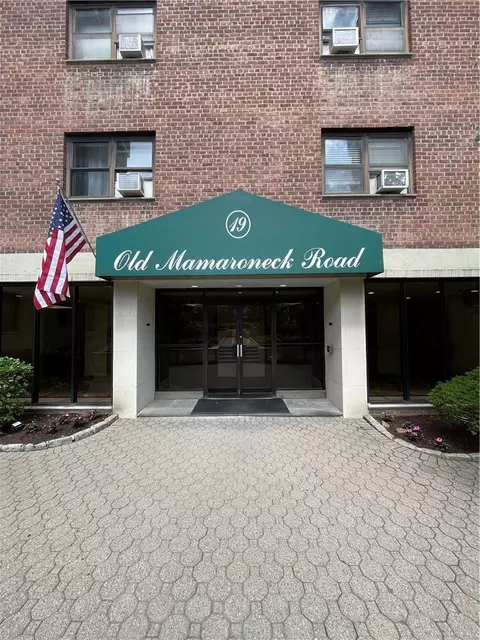 19 Old Mamaroneck Rd #5L, White Plains, NY 10605