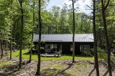105 Geba Dr, Lumberland, NY 12737