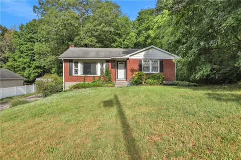 59 5th Ave, Newburgh, NY 12550