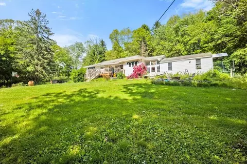 364 Zipfeldburg Rd, Clinton, NY 12572