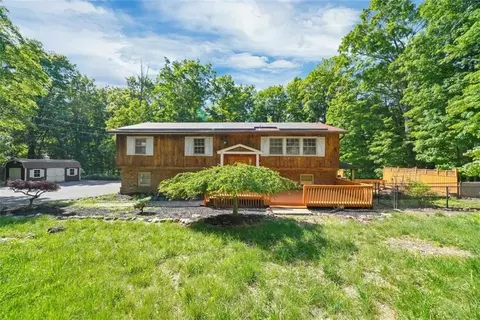 73 Dug Rd, Chester, NY 10918