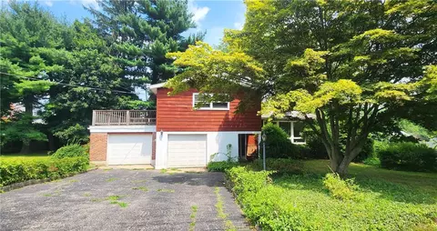 27 Lark Ave, Greenburgh, NY 10607
