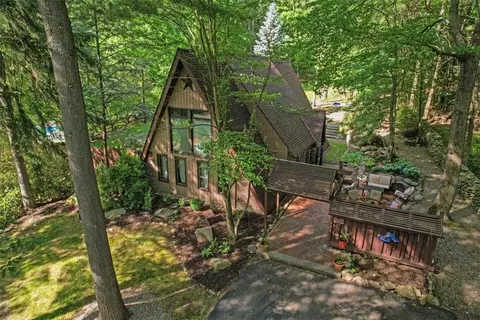 114 Dean Hill Rd, New Windsor, NY 12553