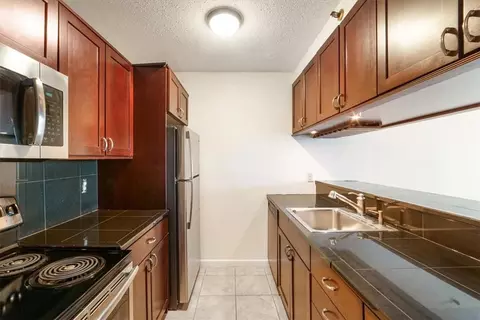 25 Rockledge Ave #1007, White Plains, NY 10601