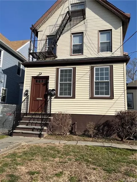 119 S 11th Ave, Mount Vernon, NY 10550